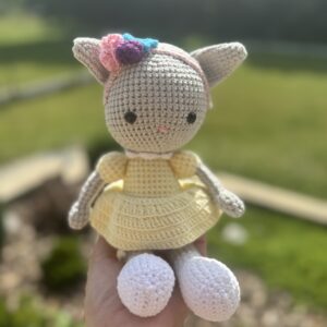 háčkovaná hračka mačička Kitty Cat